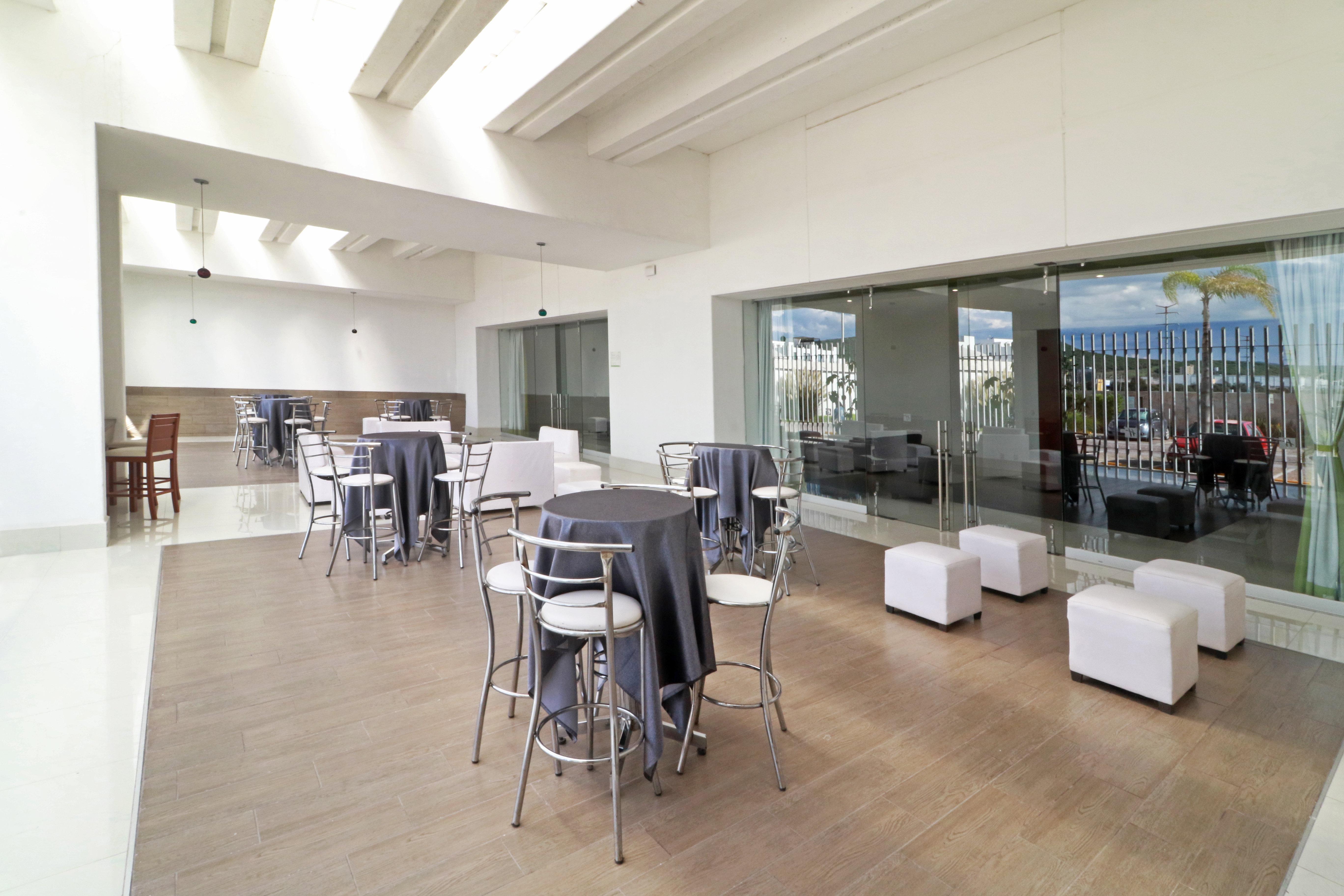 Holiday Inn Queretaro Zona Krystal By Ihg Extérieur photo